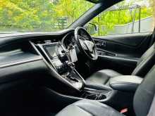 https://riyasewana.com/uploads/toyota-harrier-elegance-2017-515445412483.jpg