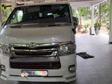 Toyota Hdh 201 Super Gl 2015 Van