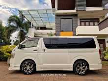 https://riyasewana.com/uploads/toyota-hiace--2692520112.jpg
