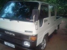 https://riyasewana.com/uploads/toyota-hiace-10927006115.jpg