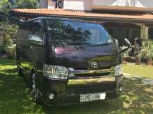 Toyota HIACE 2015 Van