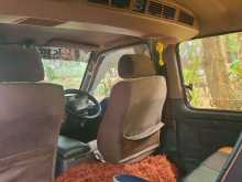 https://riyasewana.com/uploads/toyota-hiace-11154564973.jpg