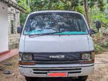 https://riyasewana.com/uploads/toyota-hiace-112005024133.jpg