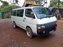 Toyota Hiace 113 1994 Van