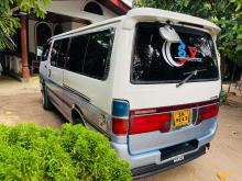 https://riyasewana.com/uploads/toyota-hiace-113-201213596594.jpg