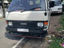 Toyota HIACE 1986 Van