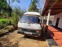 Toyota Hiace 1988 Van