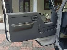 https://riyasewana.com/uploads/toyota-hiace-161822496476.jpg