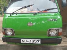Toyota HIACE 1983 Van
