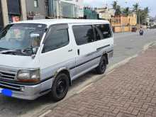 Toyota HIACE 172 2002 Van