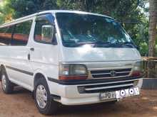 Toyota Hiace 2002 Van