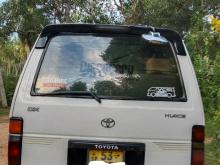 Toyota HIACE 1989 Van