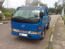 Toyota Hiace 1982 Crew Cab