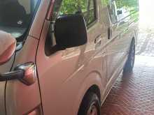 https://riyasewana.com/uploads/toyota-hiace-19141343822.jpg