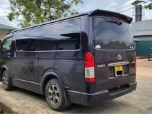 https://riyasewana.com/uploads/toyota-hiace-1921023324594.jpg