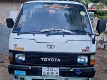 Toyota HIACE 1983 Van