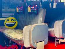 https://riyasewana.com/uploads/toyota-hiace-1983-410082312564.jpg
