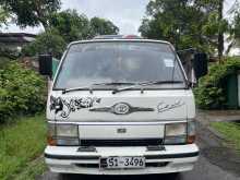 Toyota HIACE 1986 Van