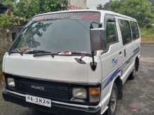 Toyota Hiace 1987 Van