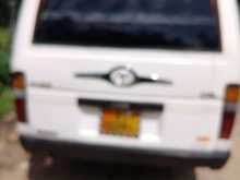 https://riyasewana.com/uploads/toyota-hiace-1987-1714461612174.jpg