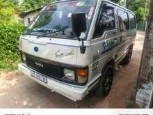 Toyota HIACE 1987 Van