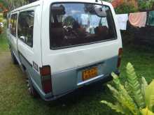 https://riyasewana.com/uploads/toyota-hiace-1987-521420912803.jpg