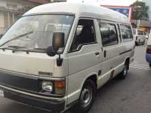 https://riyasewana.com/uploads/toyota-hiace-1988-189063312872.jpg