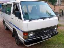 Toyota HIACE 1988 Van