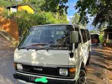 Toyota HIACE 1988 Van