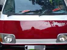 Toyota HIACE 1989 Van