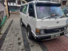 Toyota HIACE 1989 Van