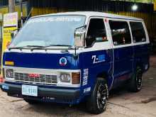 Toyota HIACE 1989 Van