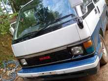 Toyota HIACE 1989 Van