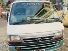 Toyota Hiace 1990 Van