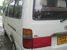 https://riyasewana.com/uploads/toyota-hiace-1993-1615440712484.jpg