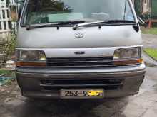 Toyota HIACE 1993 Van