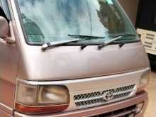 Toyota HIACE 1993 Van