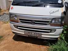Toyota HIACE 1994 Van
