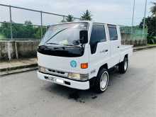 https://riyasewana.com/uploads/toyota-hiace-1996-2512095212452.jpg