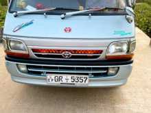 Toyota Hiace 1998 Van