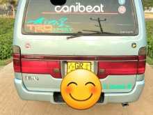 https://riyasewana.com/uploads/toyota-hiace-1998-239111312462.jpg
