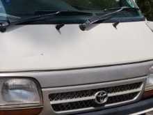 Toyota HIACE 1999 Van