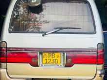 Toyota HIACE 2001 Van