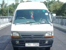 Toyota Hiace 2002 Van