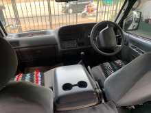 https://riyasewana.com/uploads/toyota-hiace-2003-2210292812422.jpg
