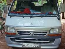 Toyota Hiace 2003 Van