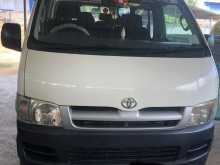 Toyota HIACE 2006 Van
