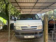 Toyota HIACE 2006 Van