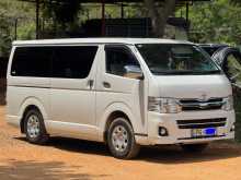 Toyota HIACE SUPER GL 2013 Van