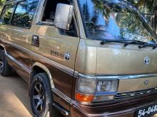 Toyota Hiace 1989 Van